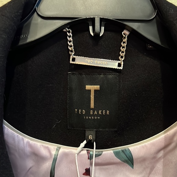 Gorgeous short wool coat - Picture 6 of 10